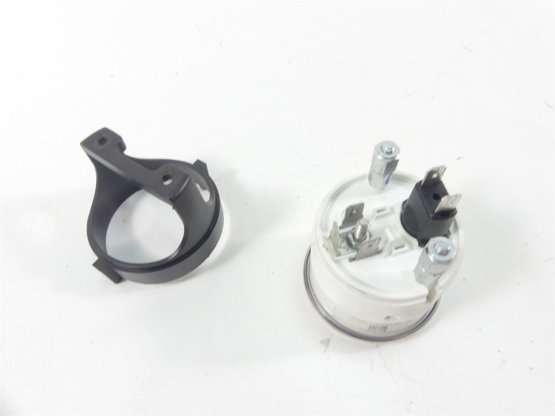 2012 Harley Touring FLHX Street Glide Fuel Gas Petrol Level Gauge 75168-08 {{ shop.shopifyCountryName }} - Mototech271