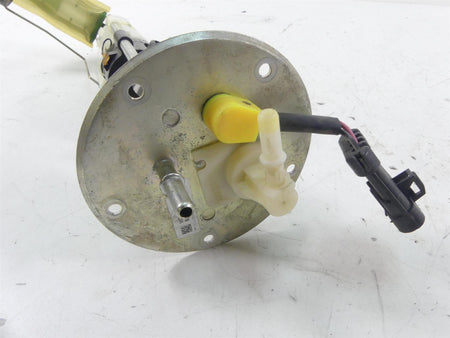 2011 Victory Vision Tour Fuel Gas Petrol Pump - Tested 2521030 {{ shop.shopifyCountryName }} - Mototech271