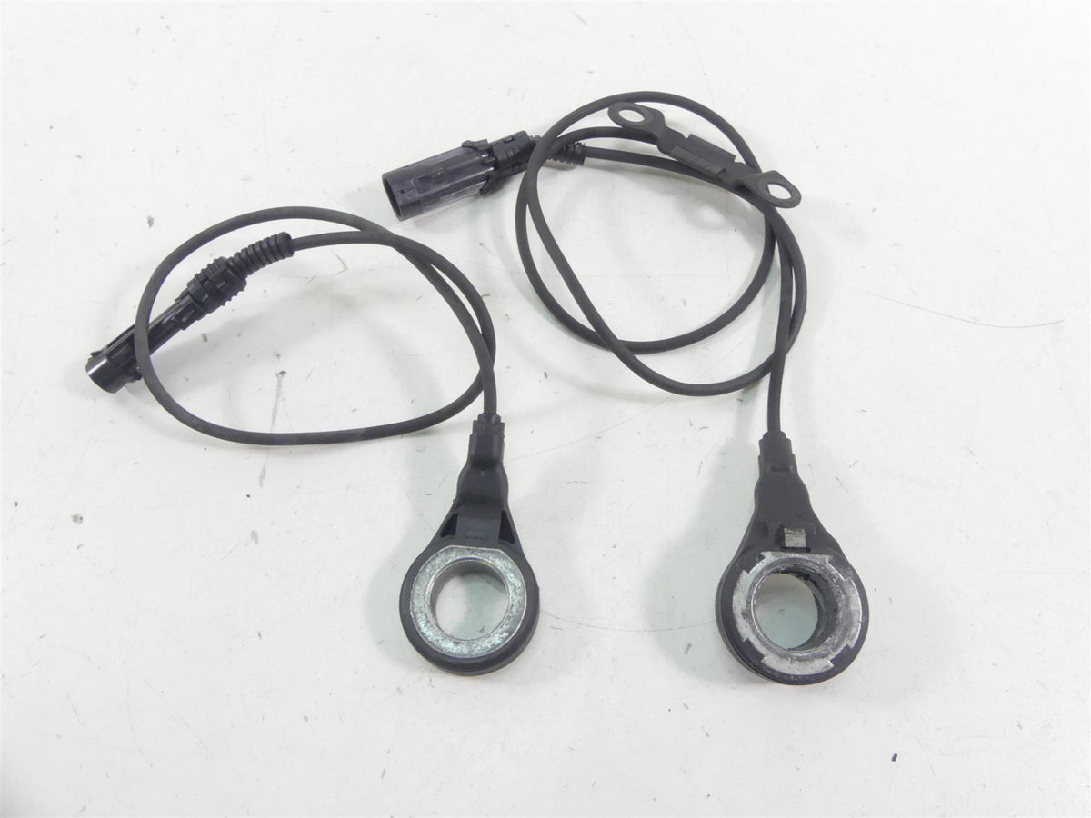 2017 Harley Touring FLHTKL Electra Glide Abs Wheel Speed Sensor Set 32700015 {{ shop.shopifyCountryName }} - Mototech271