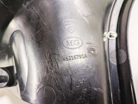 2018 Ducati Scrambler Desert Sled 800 Frame Infill Side Covers Set 4601C102A {{ shop.shopifyCountryName }} - Mototech271