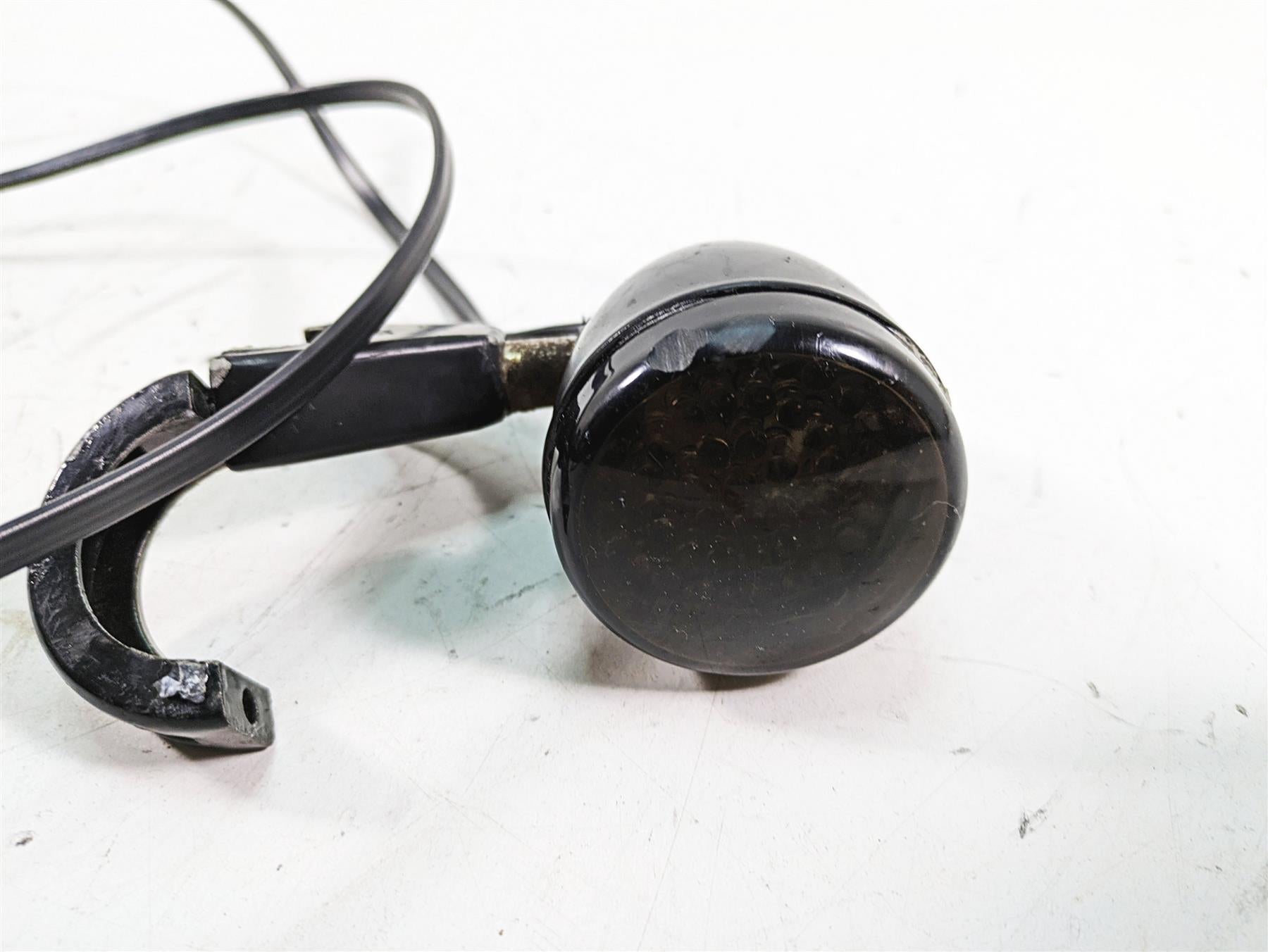 2019 Harley XL883N Sportster Iron Front Blinker Turn Signal Set 68730-07 {{ shop.shopifyCountryName }} - Mototech271