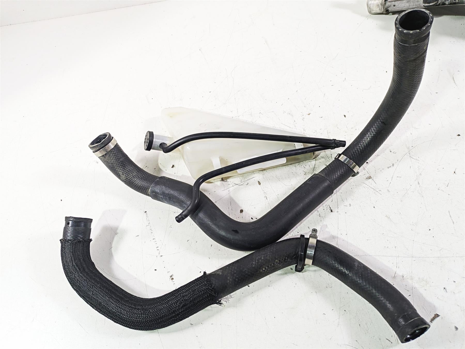 2018 Suzuki GSX1300 R Hayabusa Radiator Fan Reservoir Hoses Set 17710-15H10 {{ shop.shopifyCountryName }} - Mototech271
