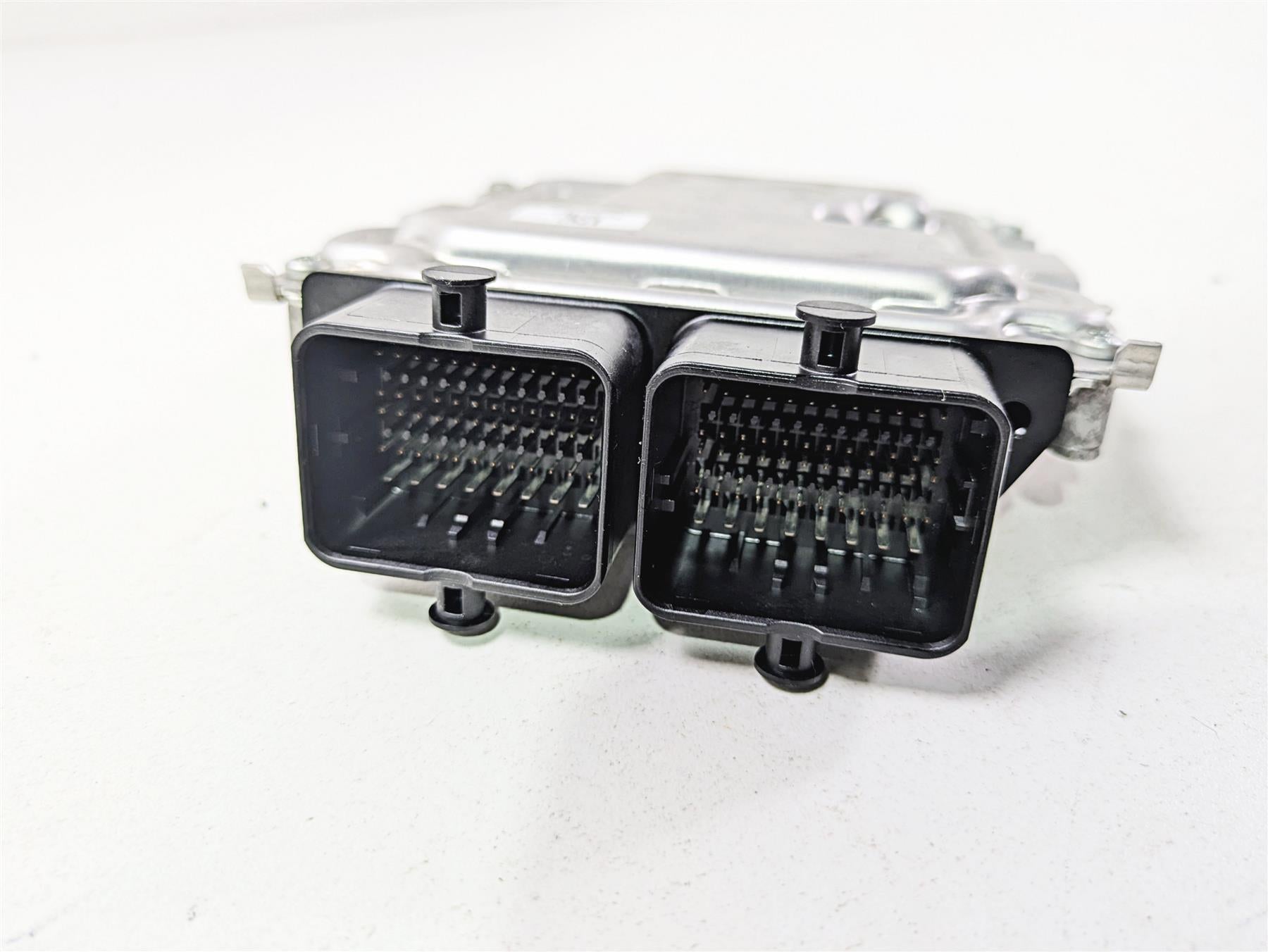 2019 Indian Chieftain Limited Ecm Ecu Cdi Engine Control Module 4018121 {{ shop.shopifyCountryName }} - Mototech271