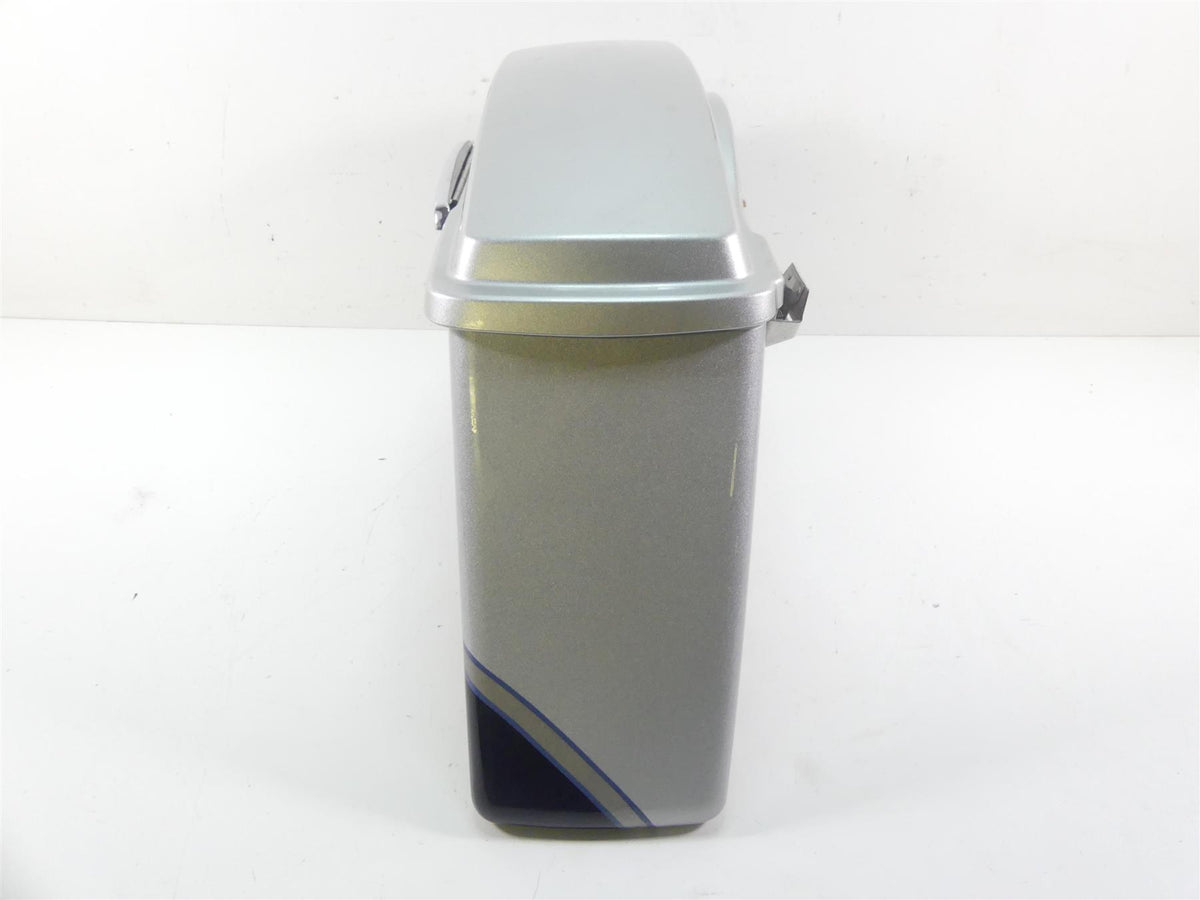 2009 Harley FLHTCU SE4 CVO E-Glide Nice Left Saddlebag Saddle Bag 88275-09 {{ shop.shopifyCountryName }} - Mototech271