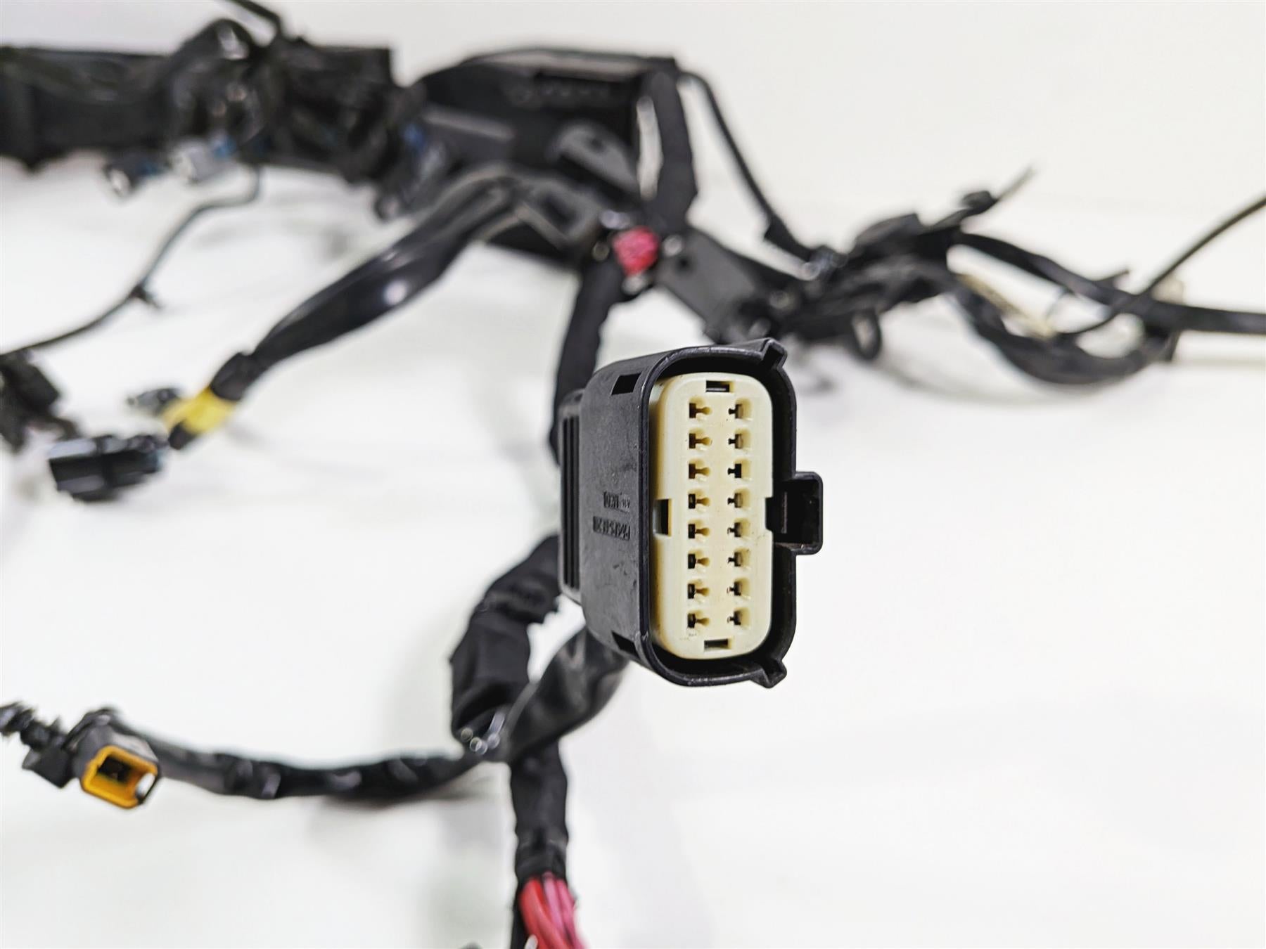 2017 Harley Touring FLHXS Street Glide Wiring Harness Loom Abs - No Cuts 69201121 {{ shop.shopifyCountryName }} - Mototech271