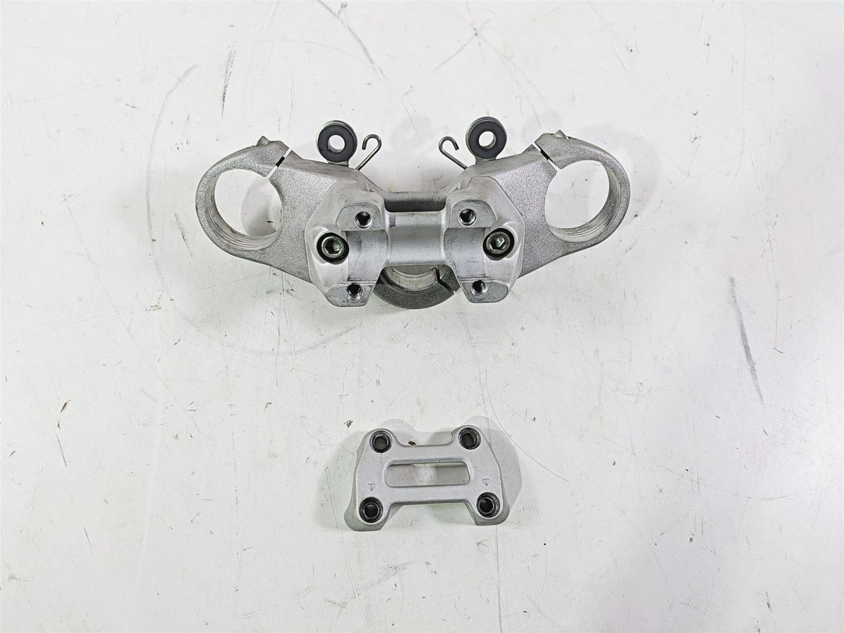 2009 Ducati Monster 1100 S Upper Triple Tree & Handlebar Mount Riser 34120681A {{ shop.shopifyCountryName }} - Mototech271