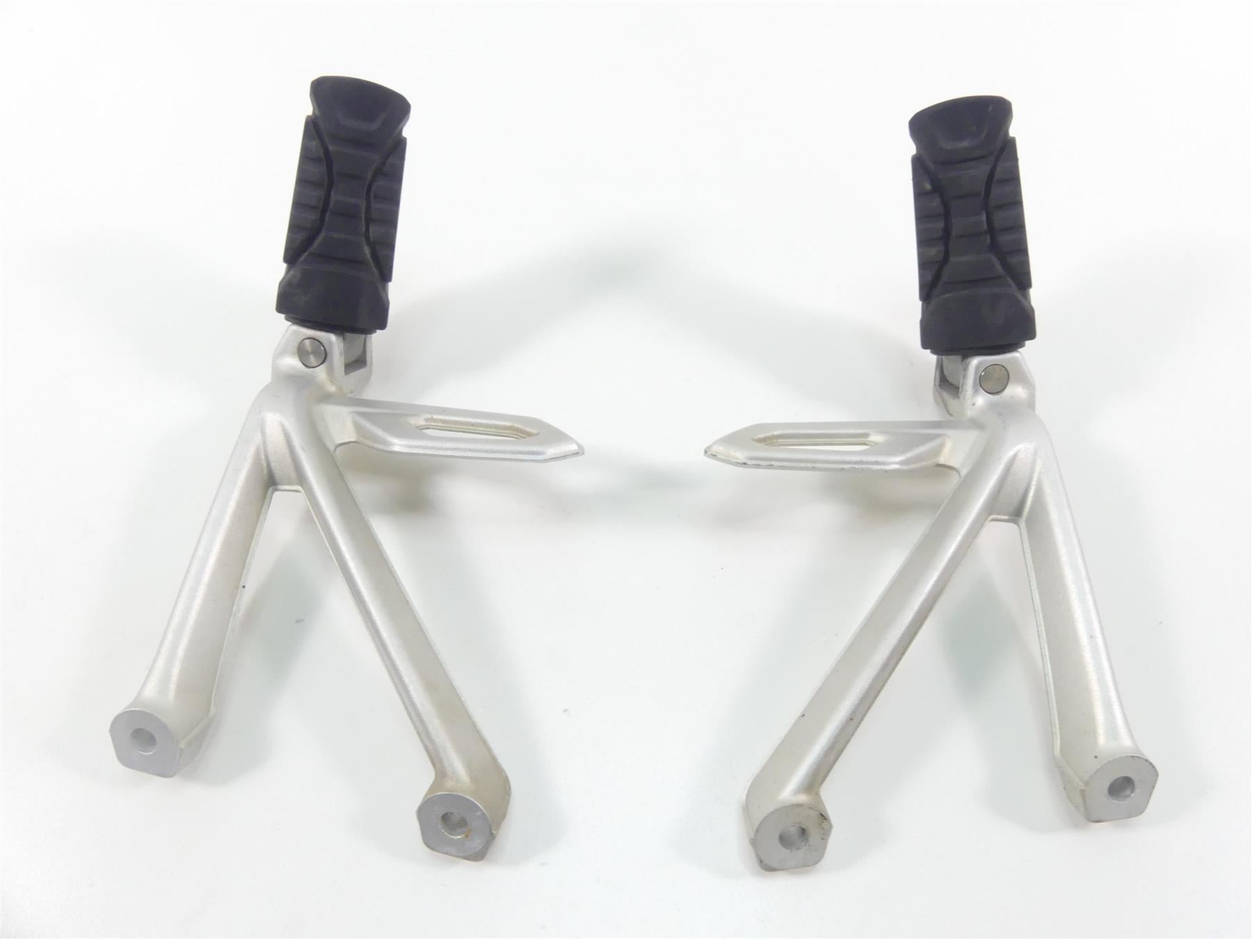 2019 BMW R1250GS K50 Rear Passenger Footpeg Rest Set 46718526741 46718526742