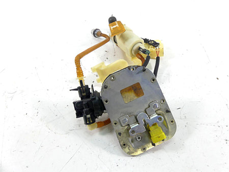 2011 Harley Softail FLSTF Fat Boy Fuel Gas Petrol Pump -Tested 75284-08 75141-11 {{ shop.shopifyCountryName }} - Mototech271