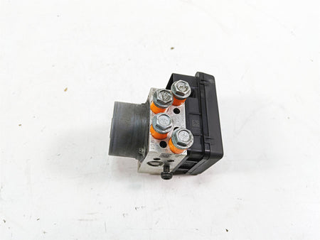 2015 Harley FXDL Dyna Low Rider Abs Brake Pump Unit Module 48341-12 {{ shop.shopifyCountryName }} - Mototech271