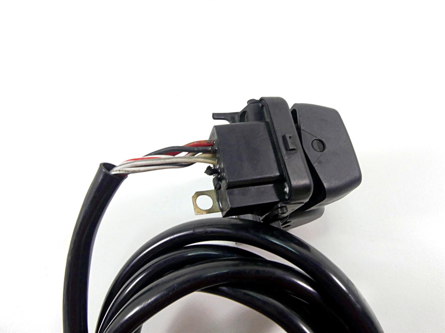 2017 Harley Dyna FXDB Street Bob Right Control Switch - For Parts 71500360 {{ shop.shopifyCountryName }} - Mototech271