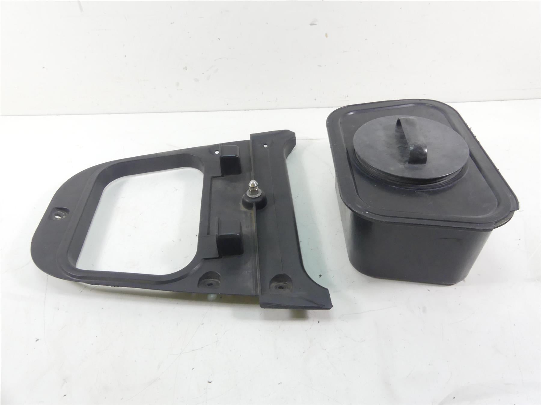 2017 Yamaha Waverunner VX 1050 CS Seat Mount + Rear Box -Read F2X-U591B-00 | Mototech271