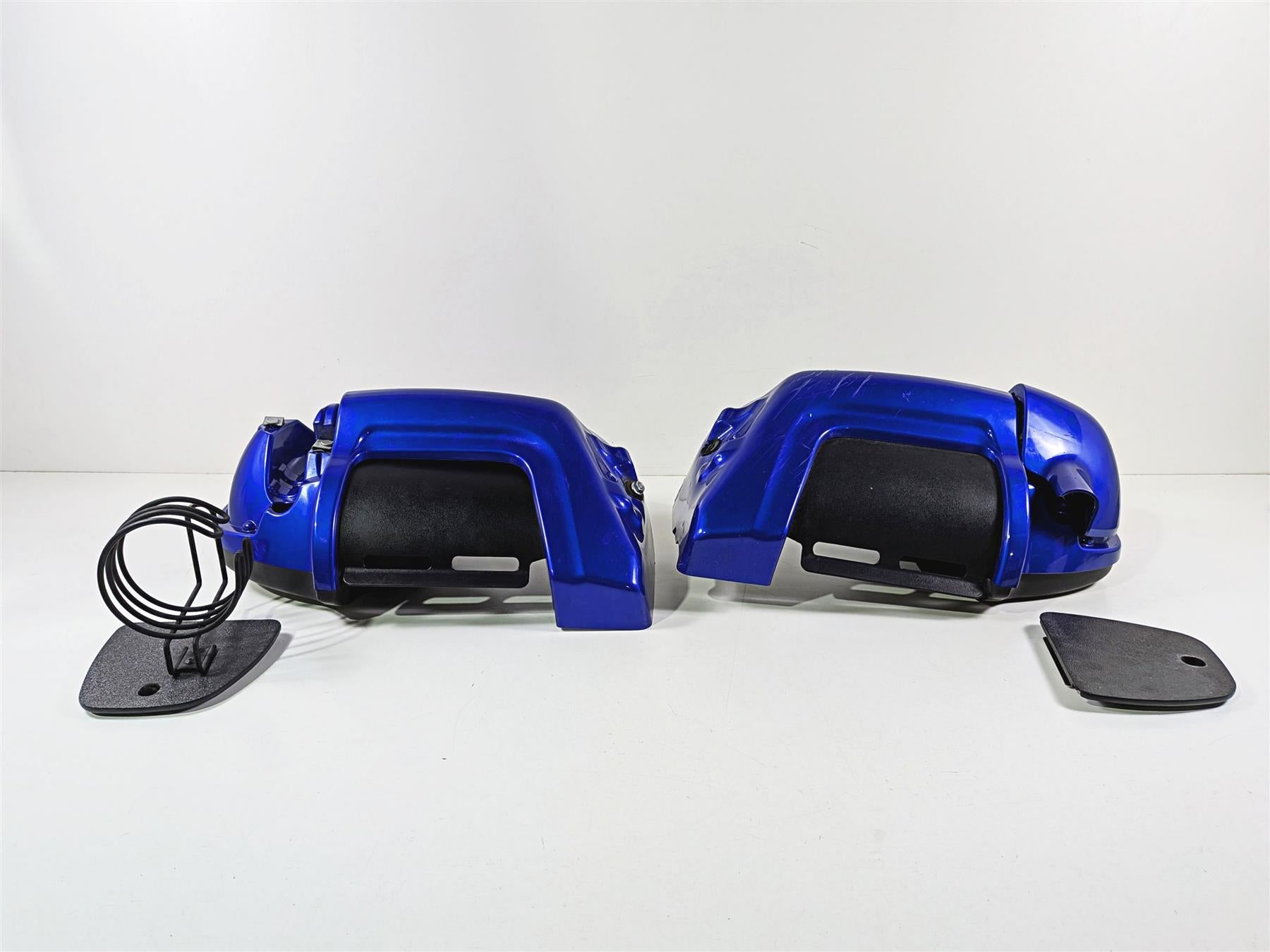 2011 Harley Touring FLHTCU CVO Electra Glide Lower Leg Fairings -Read 57100091-Mototech271