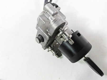 2013 Ducati Hyperstrada 821 Speedometer Ignition Switch Key Lock Set 40610951E {{ shop.shopifyCountryName }} - Mototech271