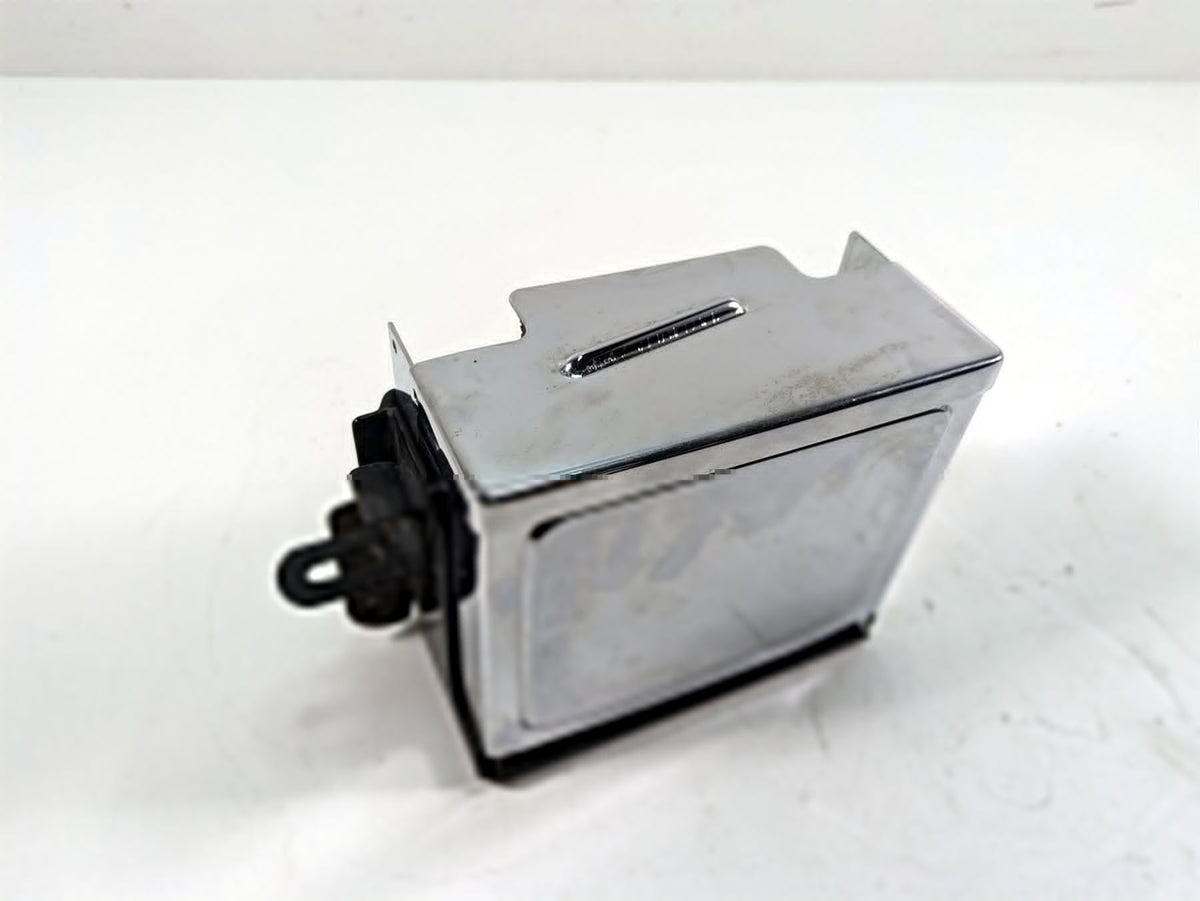2000 Harley Dyna FXDL Low Rider Battery Box Tray & Chrome Cover 66375-97 {{ shop.shopifyCountryName }} - Mototech271