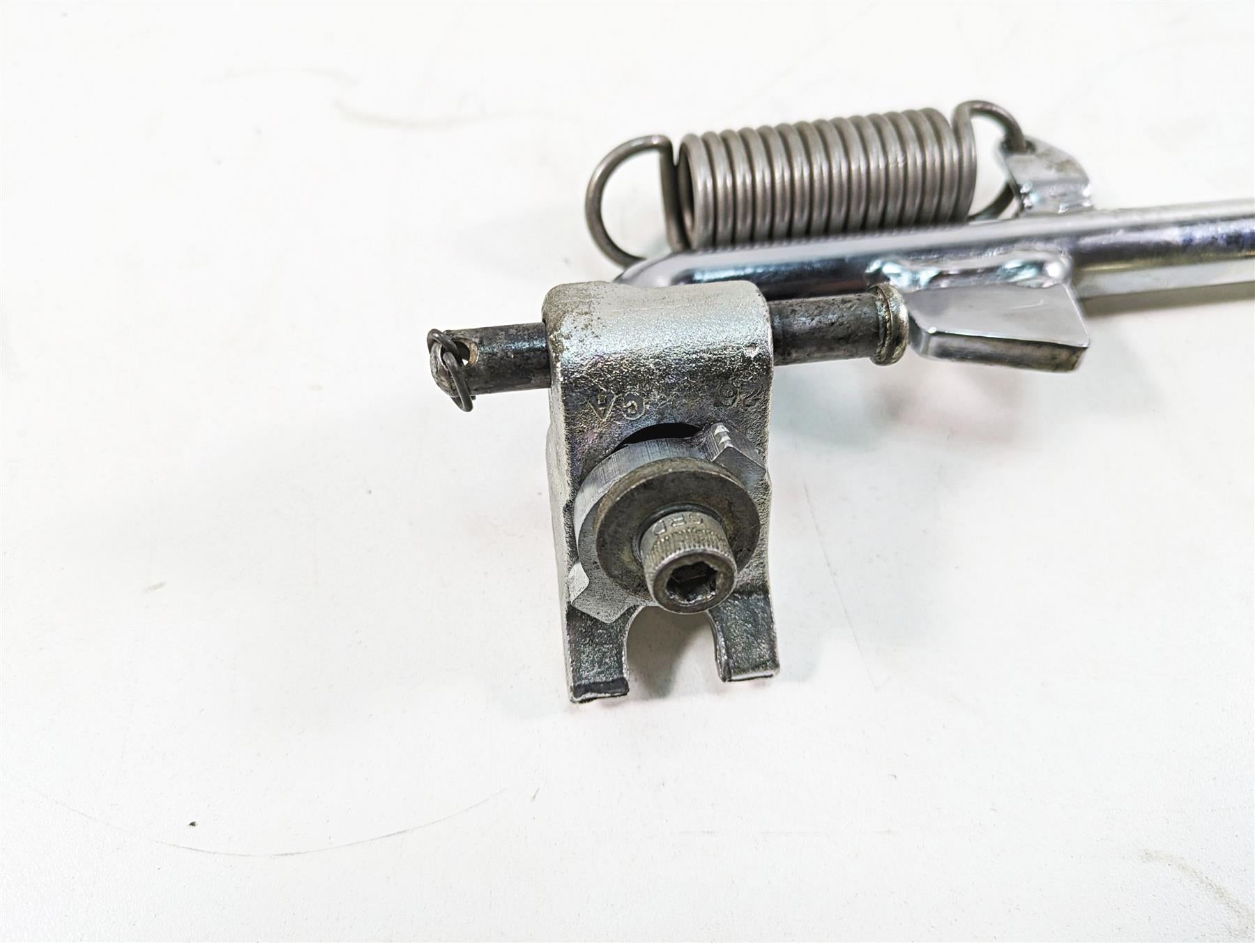 2009 Harley FXDF Dyna Fat Bob Side Kickstand Kick Jiffy Stand 49704-90H {{ shop.shopifyCountryName }} - Mototech271