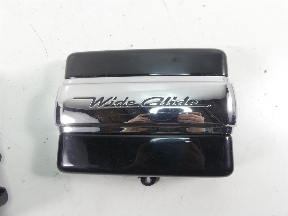 2010 Harley FXDWG Dyna Wide Glide Right Side Cover & Battery Tray 70379-06B {{ shop.shopifyCountryName }} - Mototech271