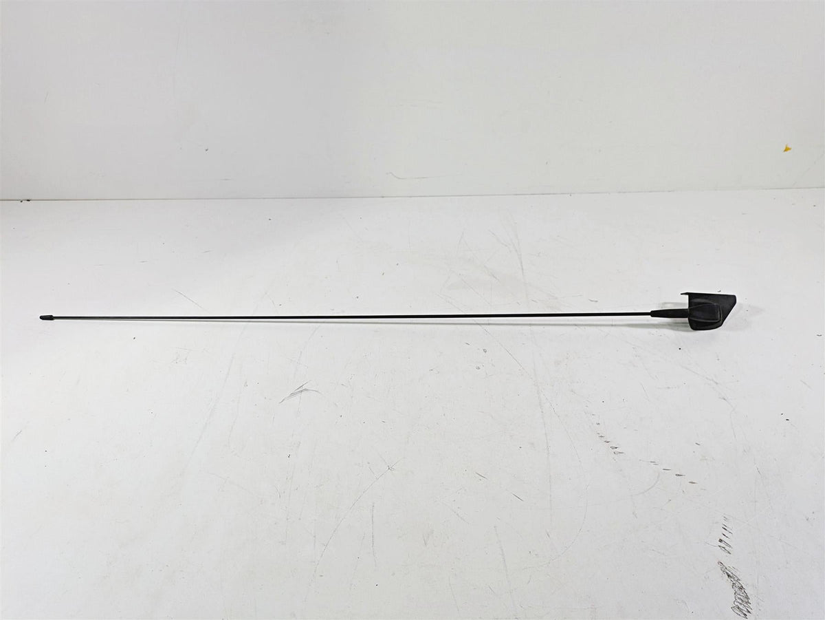 2018 Indian Chieftain Dark Horse Radio FM Antenna & Mount 4012213 4012274 {{ shop.shopifyCountryName }} - Mototech271