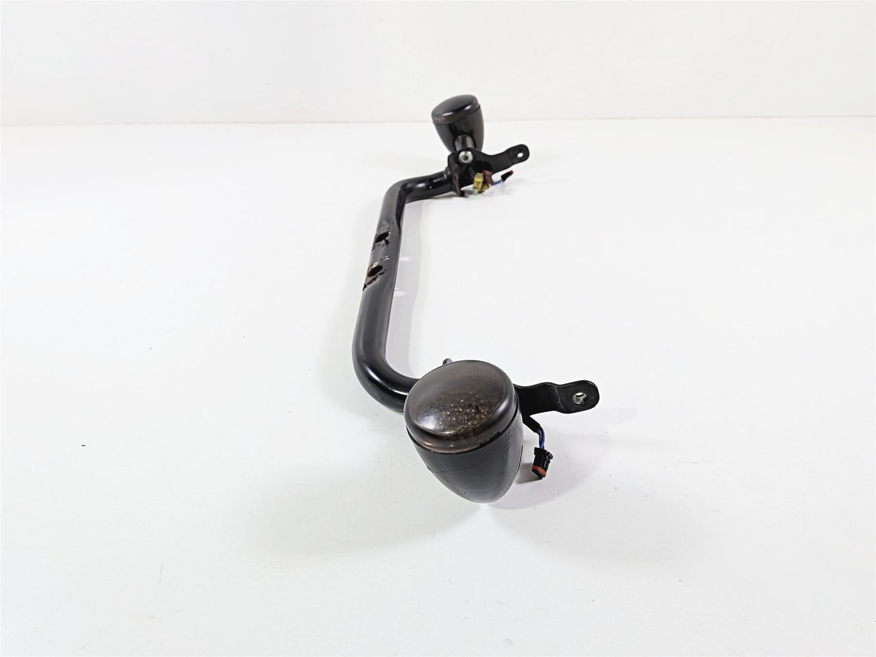 2022 Harley Softail FXLRST Low Rider Front Blinker & Mount Bar 47200898 {{ shop.shopifyCountryName }} - Mototech271