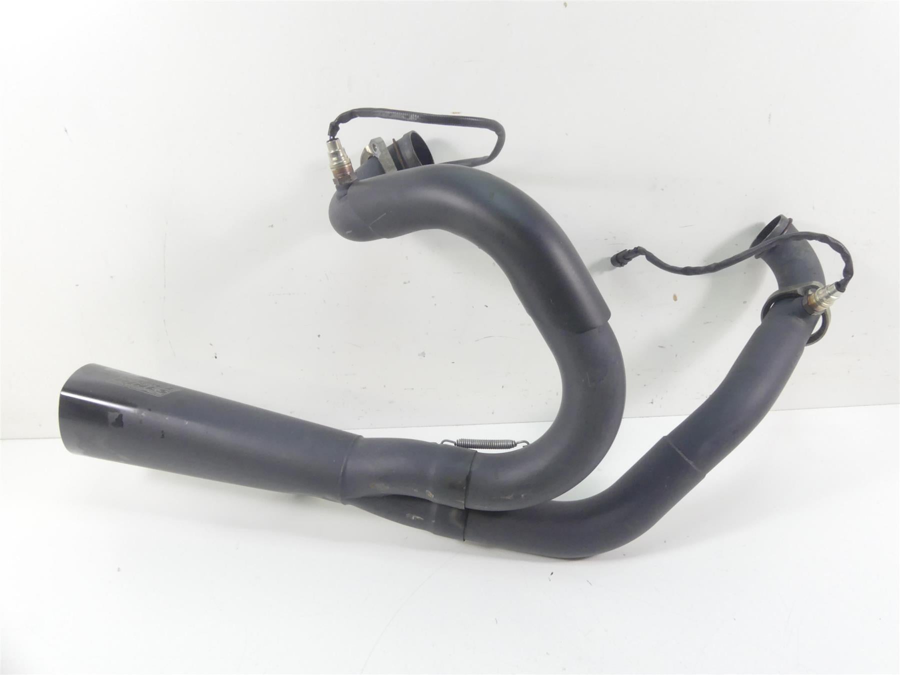 2011 Harley VRSCF Muscle Rod Vance Hines Comp Series 2-1 Exhaust System 75-113-9 | Mototech271