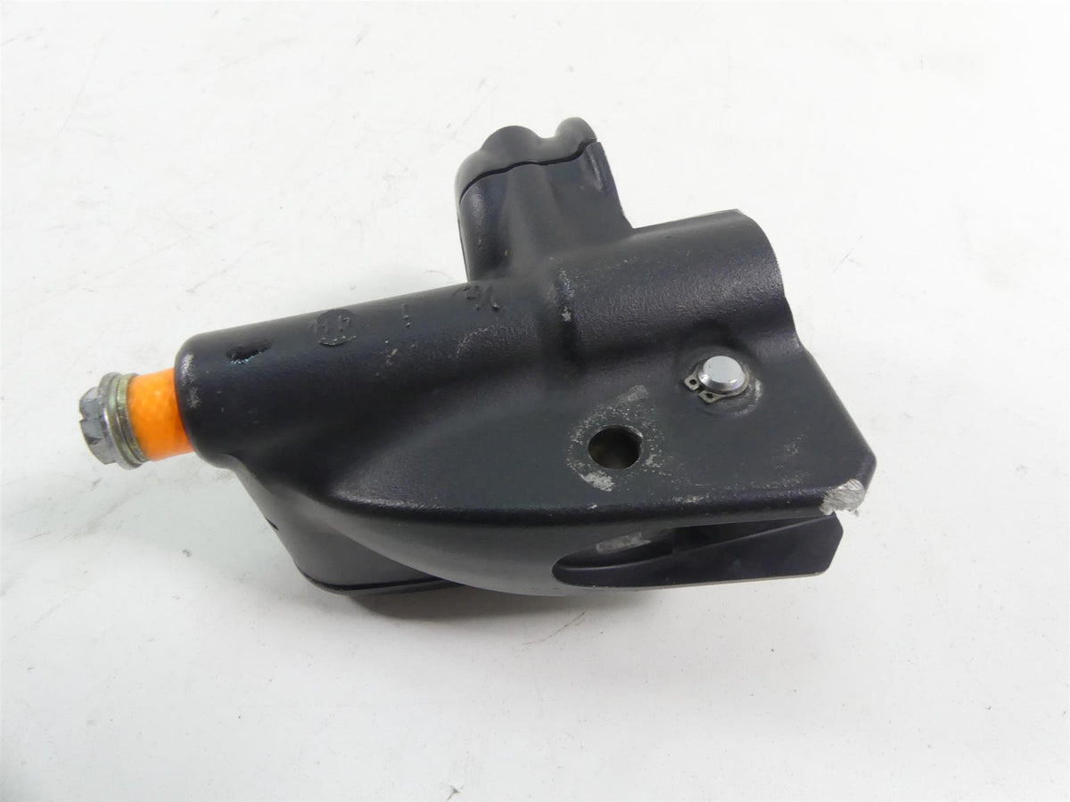 2015 Harley FLS Softail Slim Front 1/2" Brake Master Cylinder 41700233 {{ shop.shopifyCountryName }} - Mototech271