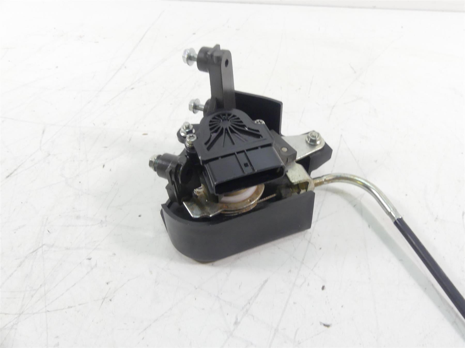 2021 Kawasaki Teryx KRX KRF 1000 Mikuni Throttle Sensor & Cable 39074-0004 {{ shop.shopifyCountryName }} - Mototech271