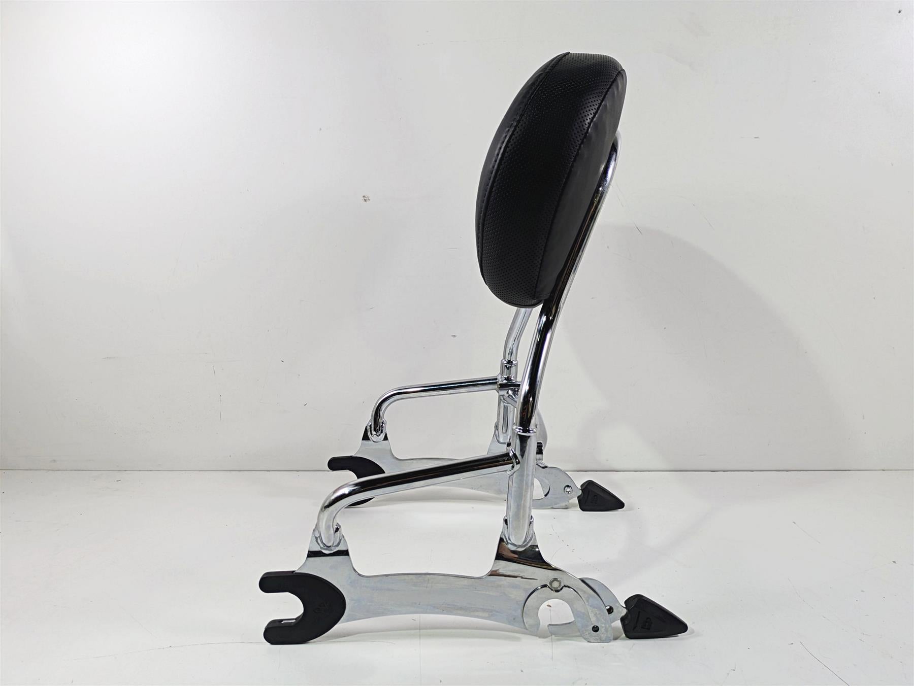 2019 Indian Chieftain Limited Rear Backrest Sissy Bar Quick Release 2884186 {{ shop.shopifyCountryName }} - Mototech271