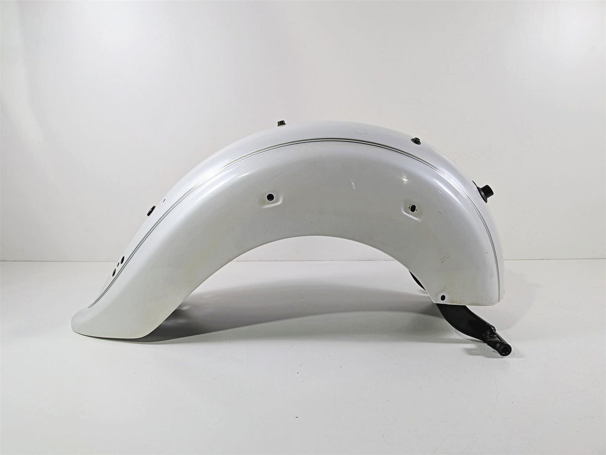 2006 Yamaha XVZ1300 Royal Star Rear Fender White 5EJ-Y2161-70-P0 {{ shop.shopifyCountryName }} - Mototech271