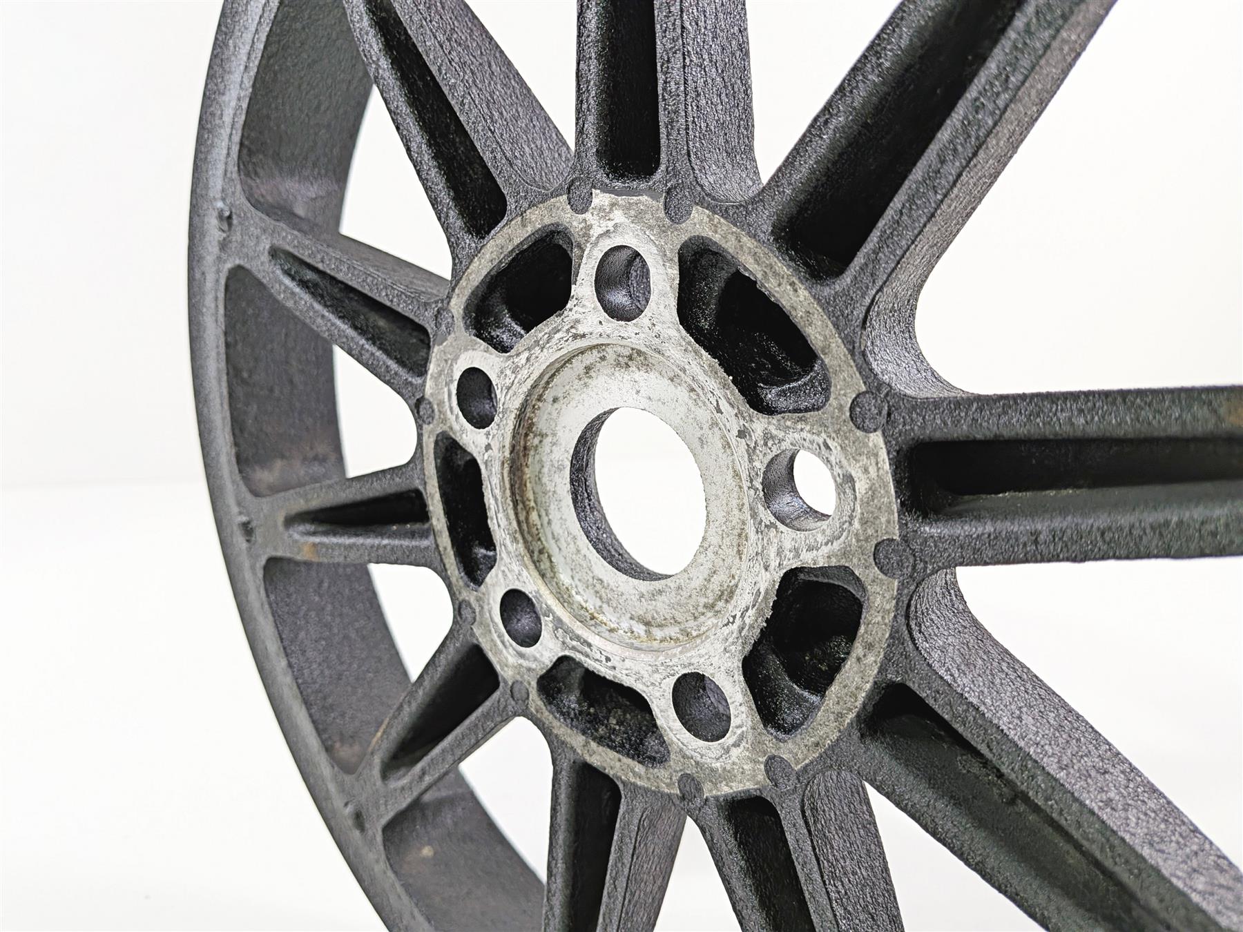 2013 Victory Vision Tour Rear Drive Belt Pulley Sprocket 70T 1332399 1333369 {{ shop.shopifyCountryName }} - Mototech271