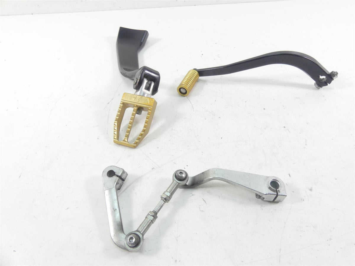 2021 Harley Softail FXBBS Street Bob Left Mid Footpeg Foot Peg Shifter 50500603 {{ shop.shopifyCountryName }} - Mototech271