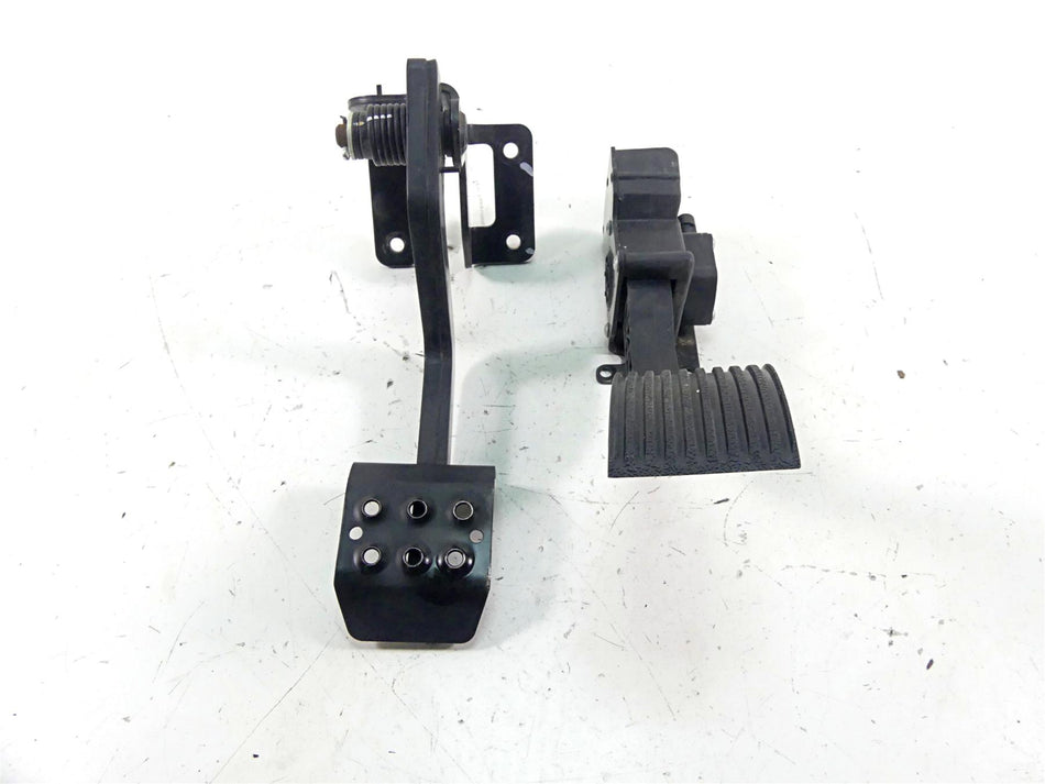 2021 CFMoto Zforce 950 Sport Foot Brake Pedal Lever Set 5BY0-105000 5HY0-082000 {{ shop.shopifyCountryName }} - Mototech271