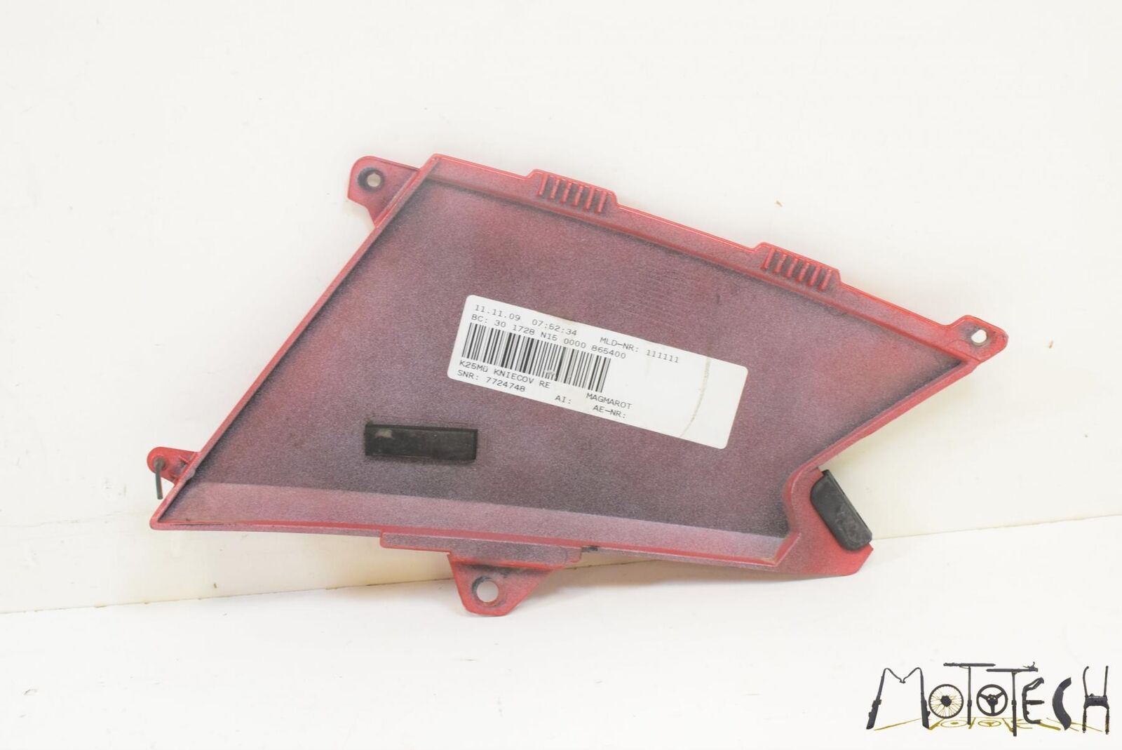 2010 BMW R1200 GS R1200GS K25 Tank Right Side Cover Fairing Cowl 46637727854 {{ shop.shopifyCountryName }} - Mototech271