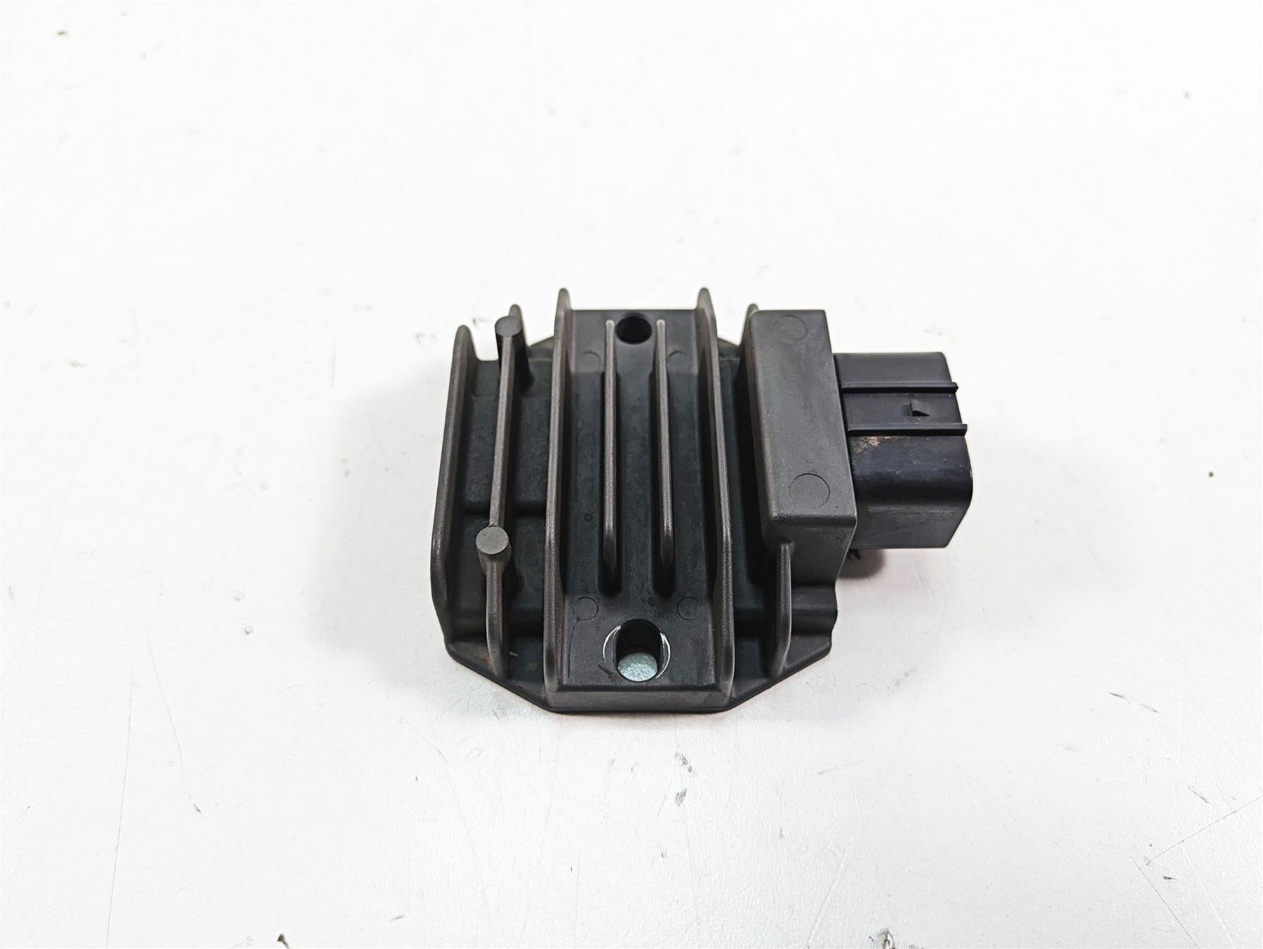 2020 KTM 1290 Super Adventure R Rectifier Voltage Regulator FH022AA 60311034000 {{ shop.shopifyCountryName }} - Mototech271