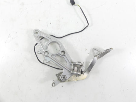 2003 BMW R1150 GS R21 Right Front Rider Footpeg Mount & Brake Pedal 46712335598 {{ shop.shopifyCountryName }} - Mototech271