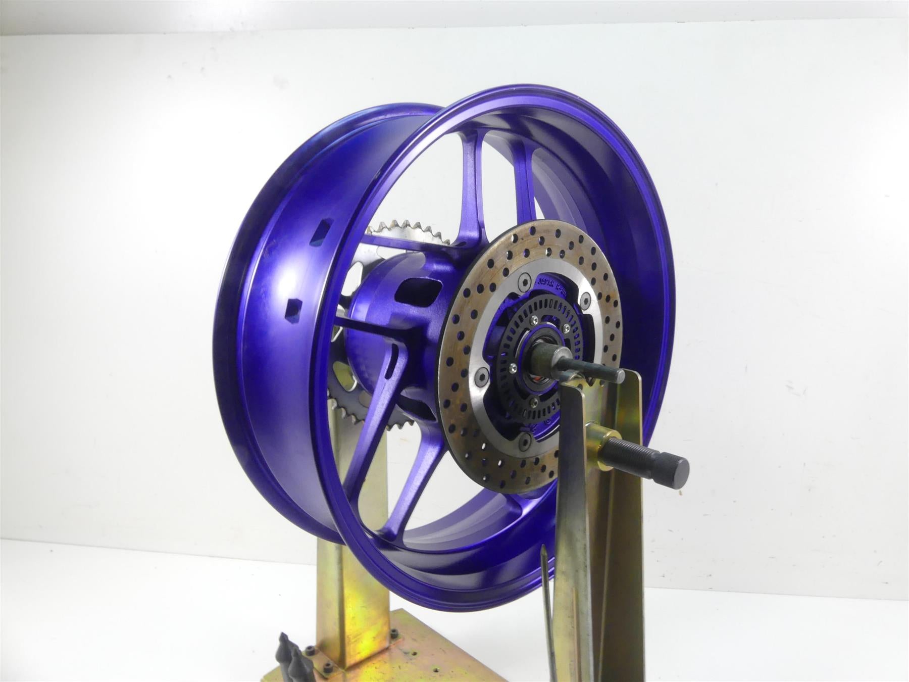 2022 Yamaha MT09 FZ09 Nice Rear Blue 17x5.5 Wheel Rim B7N-25338-00-P0 {{ shop.shopifyCountryName }} - Mototech271