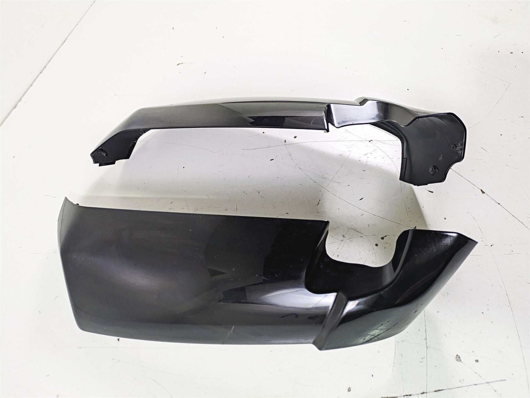 2012 Harley VRSCF Muscle V Rod Radiator Side Cover Fairing Set 26836-09 26837-09 {{ shop.shopifyCountryName }} - Mototech271