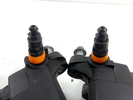 2015 Harley Touring FLHXS Street Glide Front Brake Caliper Set 43027-08 44023-08 {{ shop.shopifyCountryName }} - Mototech271