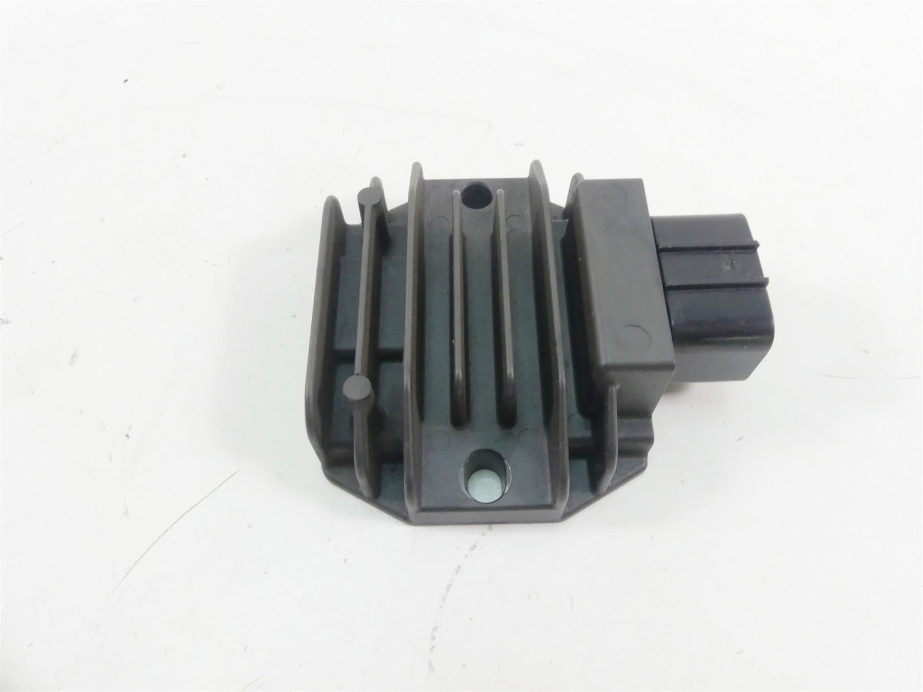 2015 KTM 1290 Adventure Rectifier Voltage Regulator 60311034000 FH022AA {{ shop.shopifyCountryName }} - Mototech271