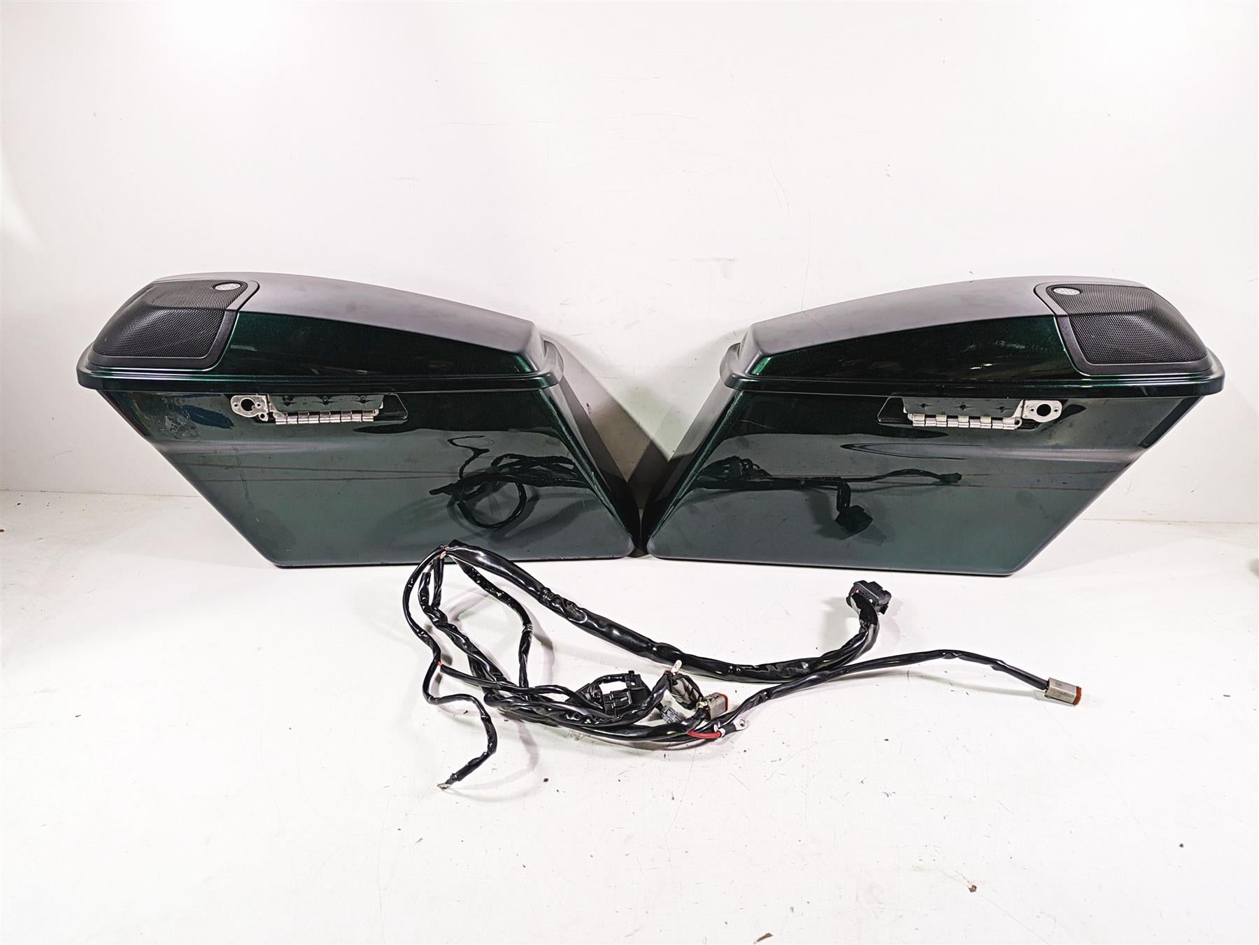 2015 Harley Touring FLHXS Street Glide Saddlebag Boom Audio Speaker Set 90200412 {{ shop.shopifyCountryName }} - Mototech271