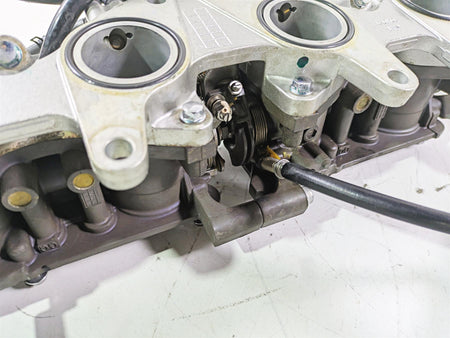 2004 Honda Aquatrax R-12X Throttle Body Bodies Fuel Injectors 16400-HW3-671 {{ shop.shopifyCountryName }} - Mototech271