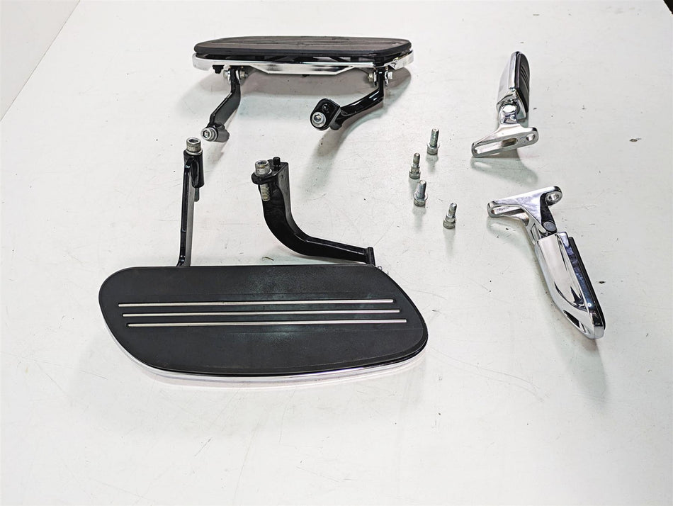 2020 Harley Touring FLHX Street Glide Front Rear Floorboard Footpeg Set 50684-11 {{ shop.shopifyCountryName }} - Mototech271