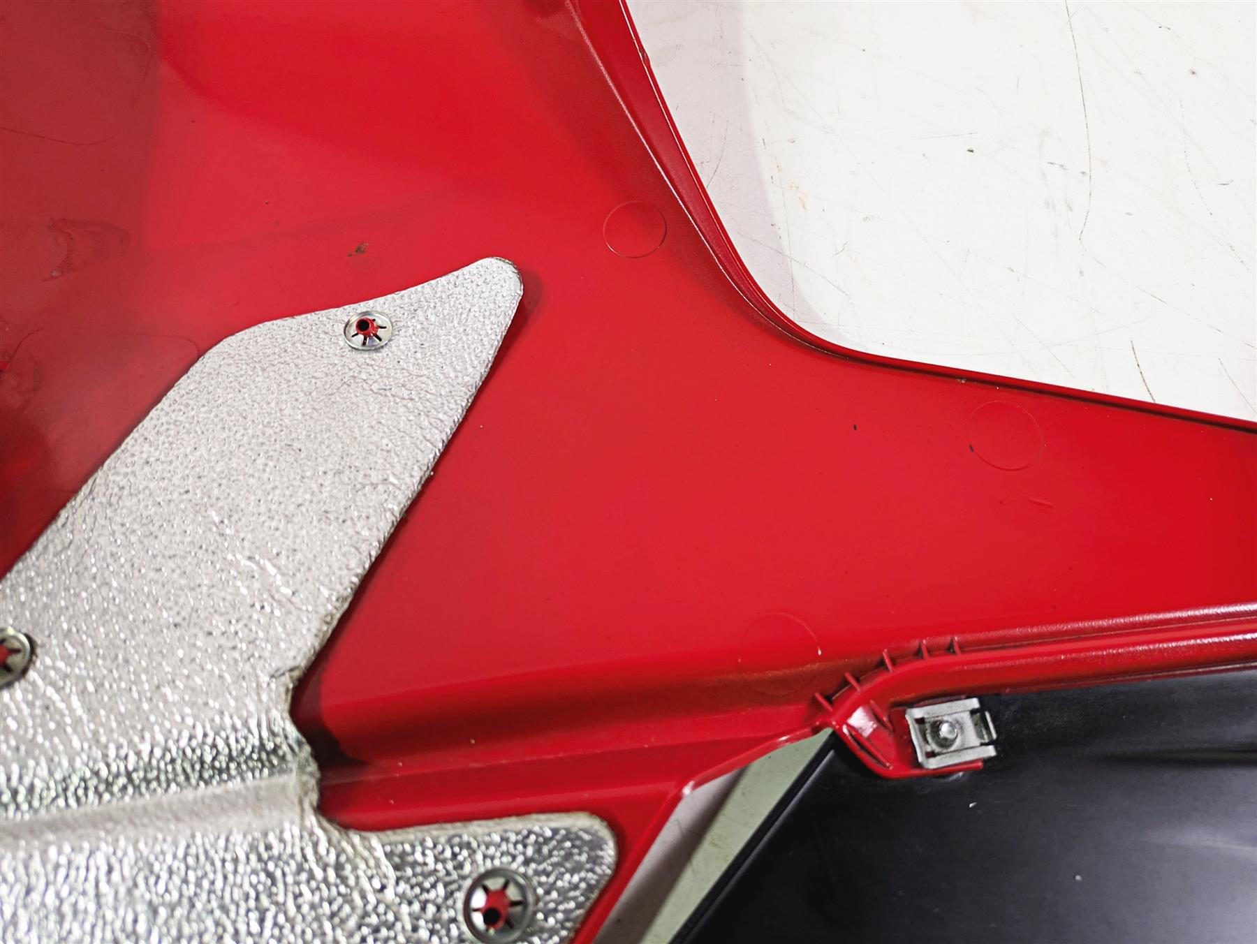 2022 MV Agusta F3 800 Rosso Right Side Main Fairing Cover 8000C9620 B5456 {{ shop.shopifyCountryName }} - Mototech271