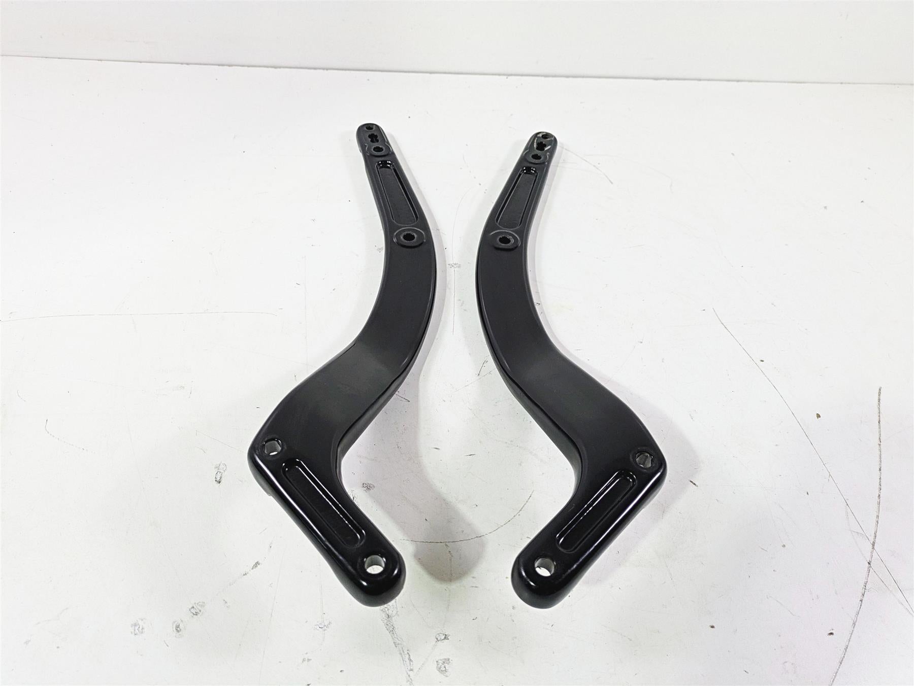 2017 Harley FLS Softail Slim Rear Fender Supports Struts 59904-12BHP 60187-12BHP {{ shop.shopifyCountryName }} - Mototech271