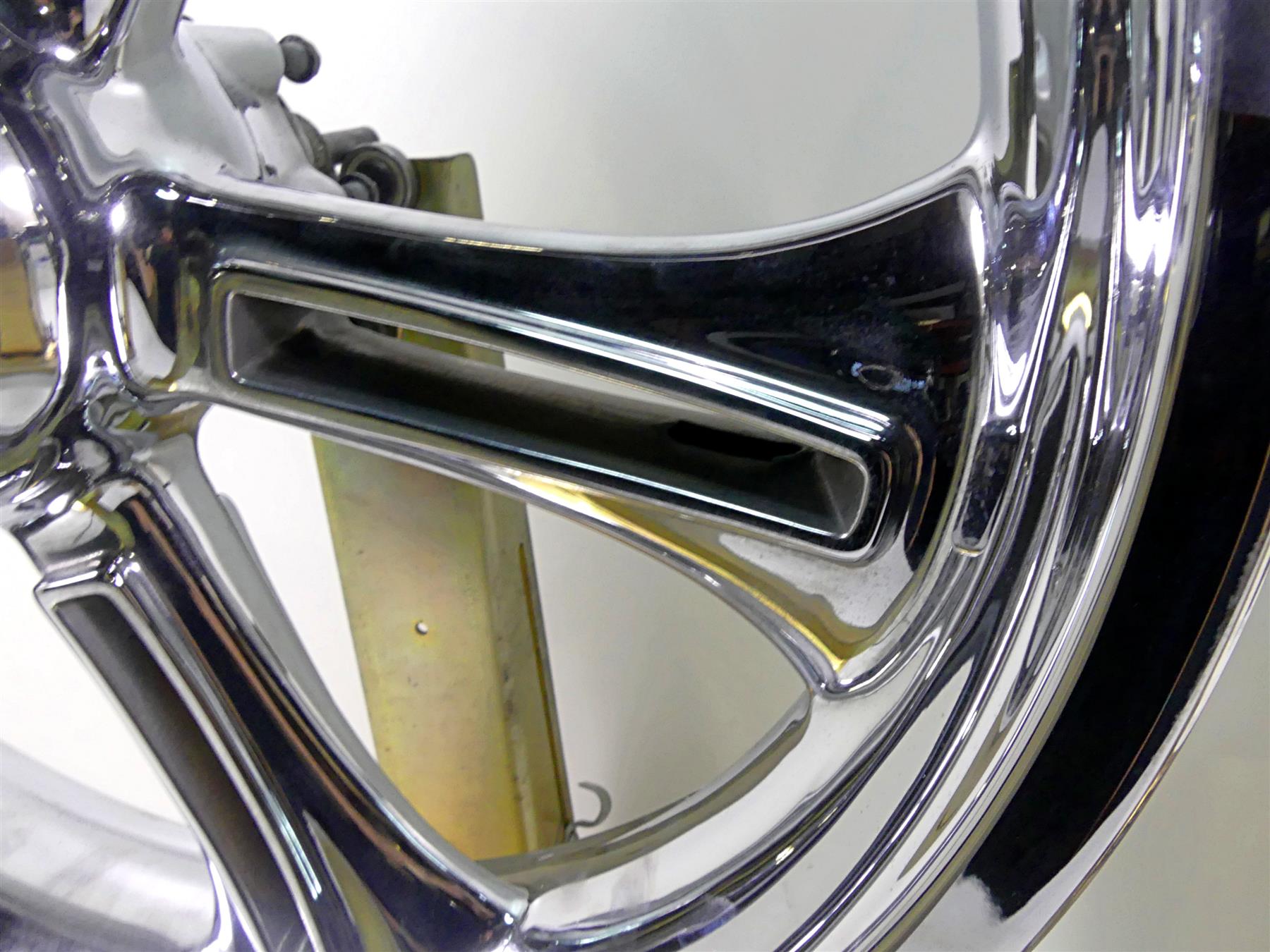 2011 Victory Cross Country Front Rear Chrome Cast Wheel Rim Set 1521383 1521384 {{ shop.shopifyCountryName }} - Mototech271