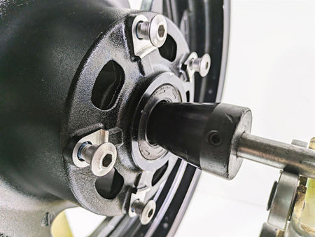 2016 Suzuki M109R VZR1800 Boulevard Straight 18x3.5 Front Wheel 54111-48G10-019 {{ shop.shopifyCountryName }} - Mototech271
