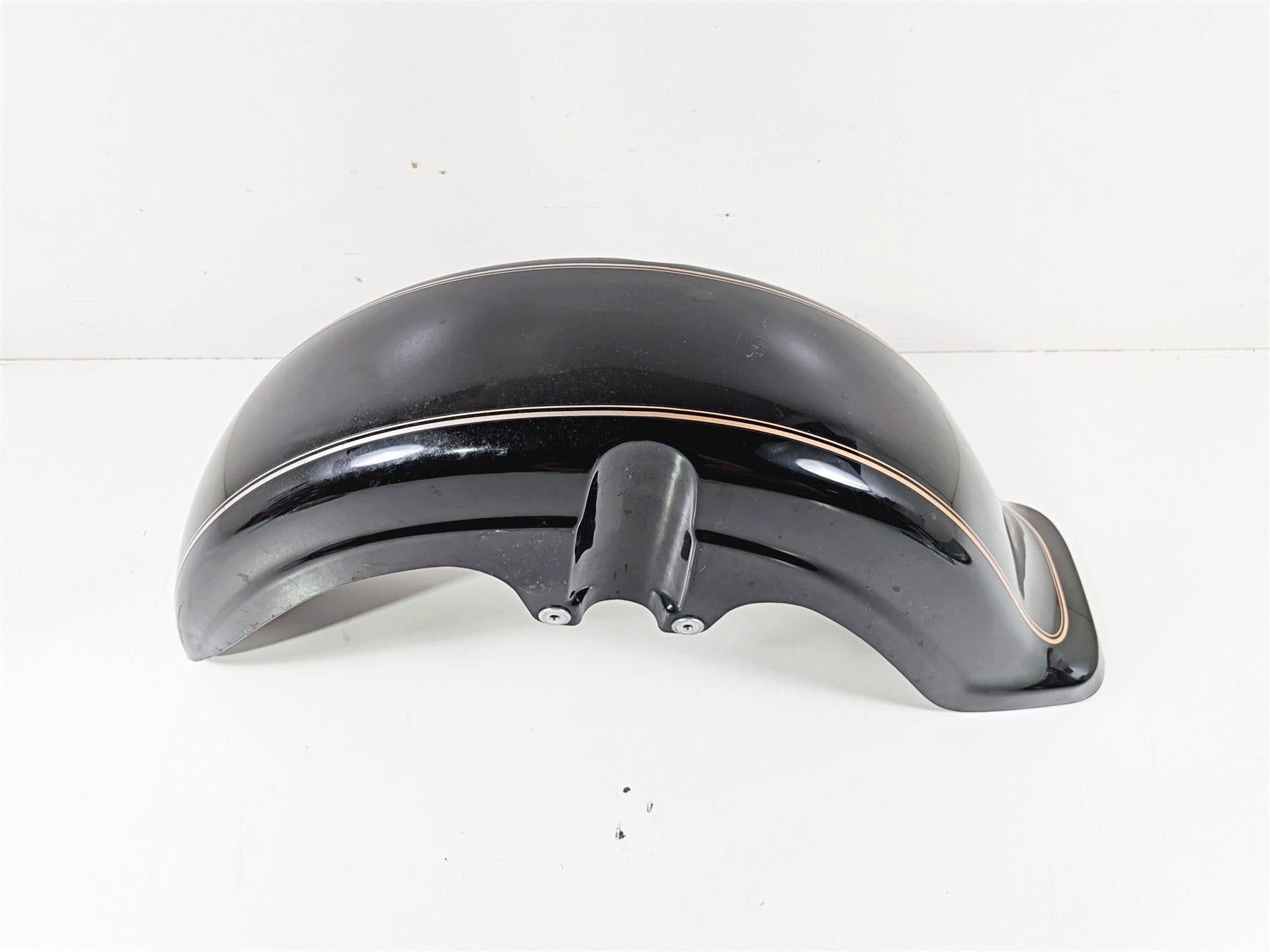2004 Suzuki VL800 Intruder Volusia Front Fender -Small Dent 53110-41F31-YAY {{ shop.shopifyCountryName }} - Mototech271