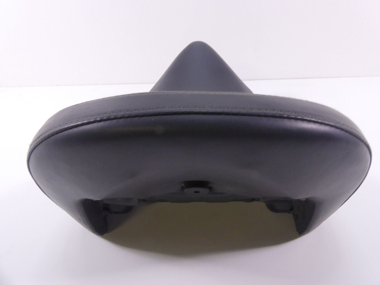 2012 Victory High Ball Driver Rider Seat Saddle - Read 2684101 {{ shop.shopifyCountryName }} - Mototech271