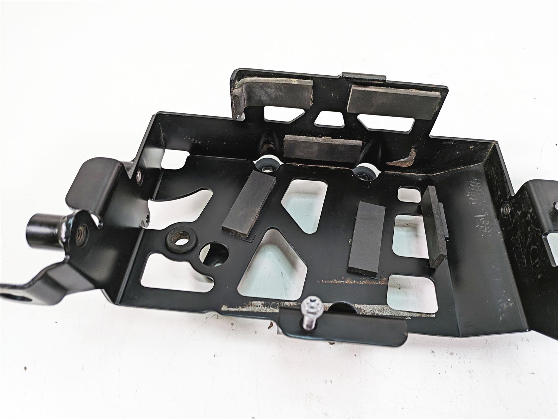 2022 Harley RA1250 S Pan America Plastic Electrical Cover Holder Set 12700142 {{ shop.shopifyCountryName }} - Mototech271