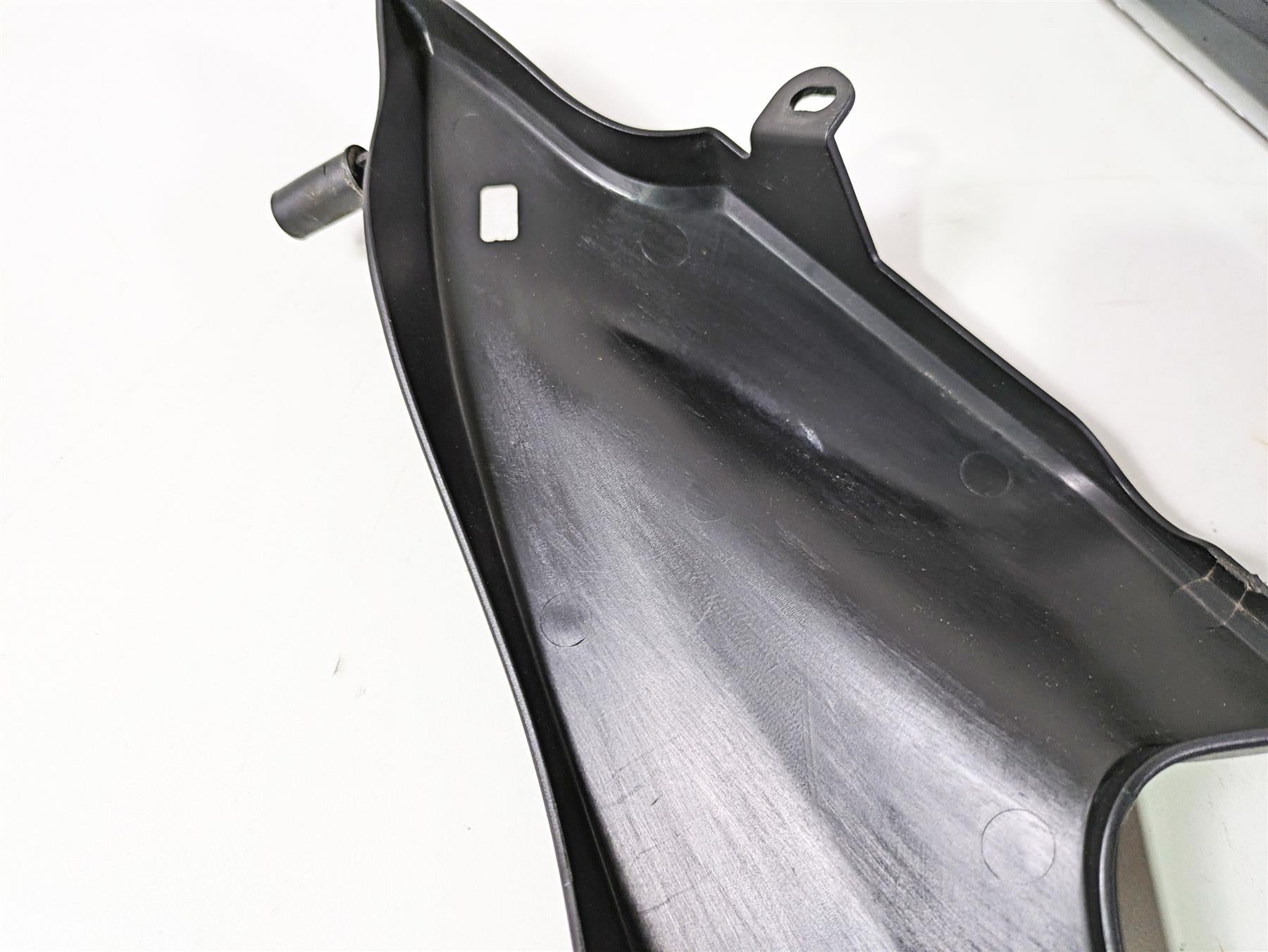 2012 BMW R1200R K27 Under Seat Side Cover Fairings Set - Read 46637697198 {{ shop.shopifyCountryName }} - Mototech271