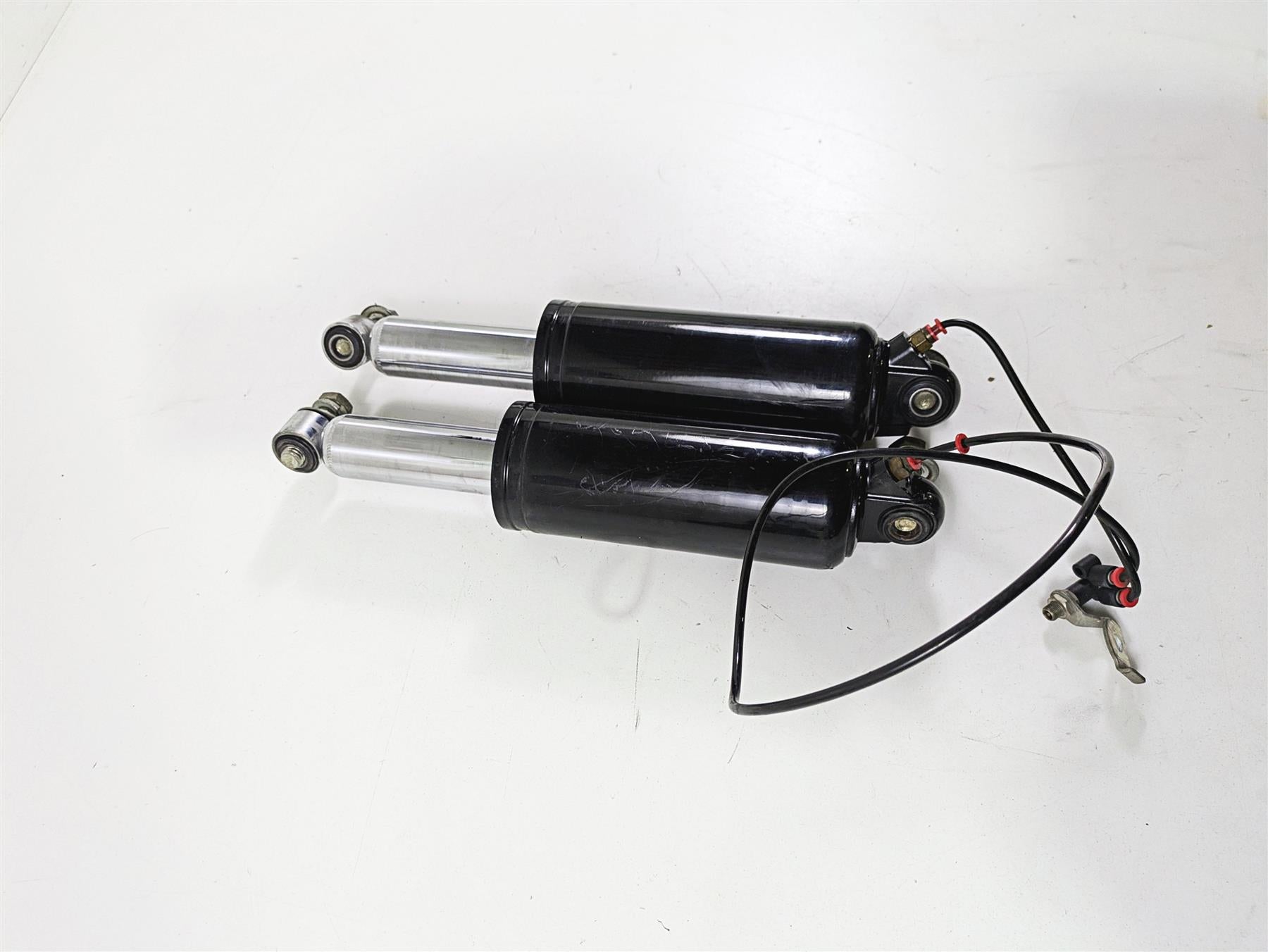 2011 Harley Touring FLHTCUSE CVO E-Glide Rear Shock Damper Set 54565-09 {{ shop.shopifyCountryName }} - Mototech271