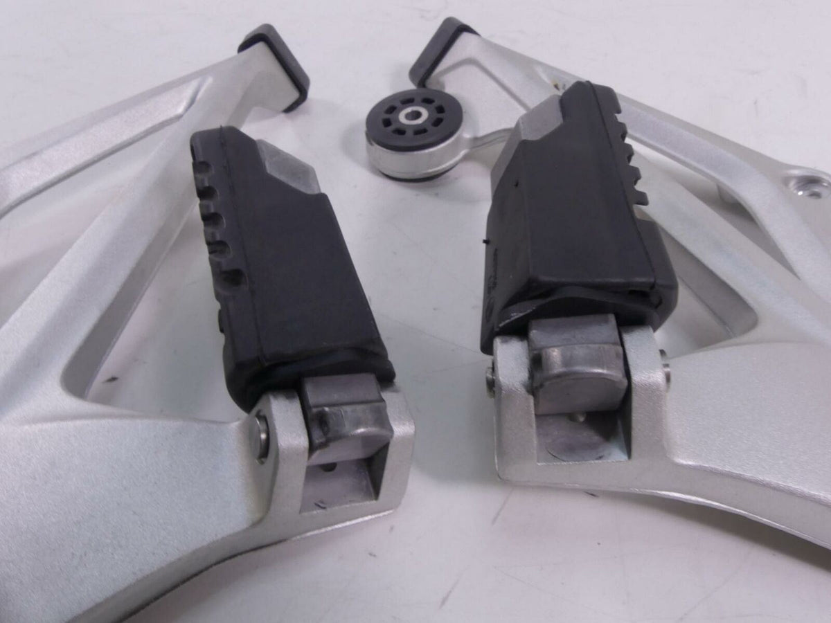 2017 BMW R1200RT RTW K52 Passenger Footpeg Foot Peg Rest Set 46718534790 {{ shop.shopifyCountryName }} - Mototech271